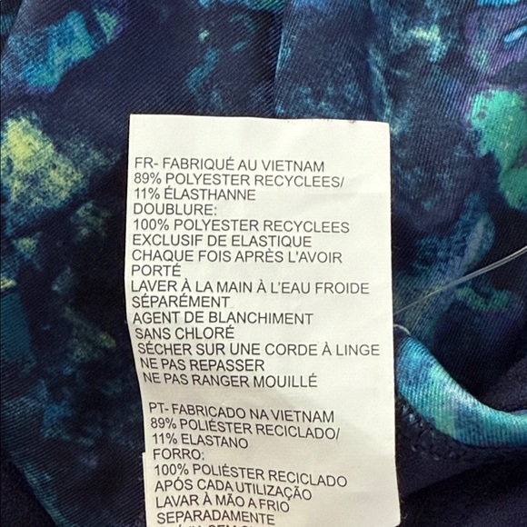 Nike Swim Earth Dye One Piece Swim - Picture 6 of 6